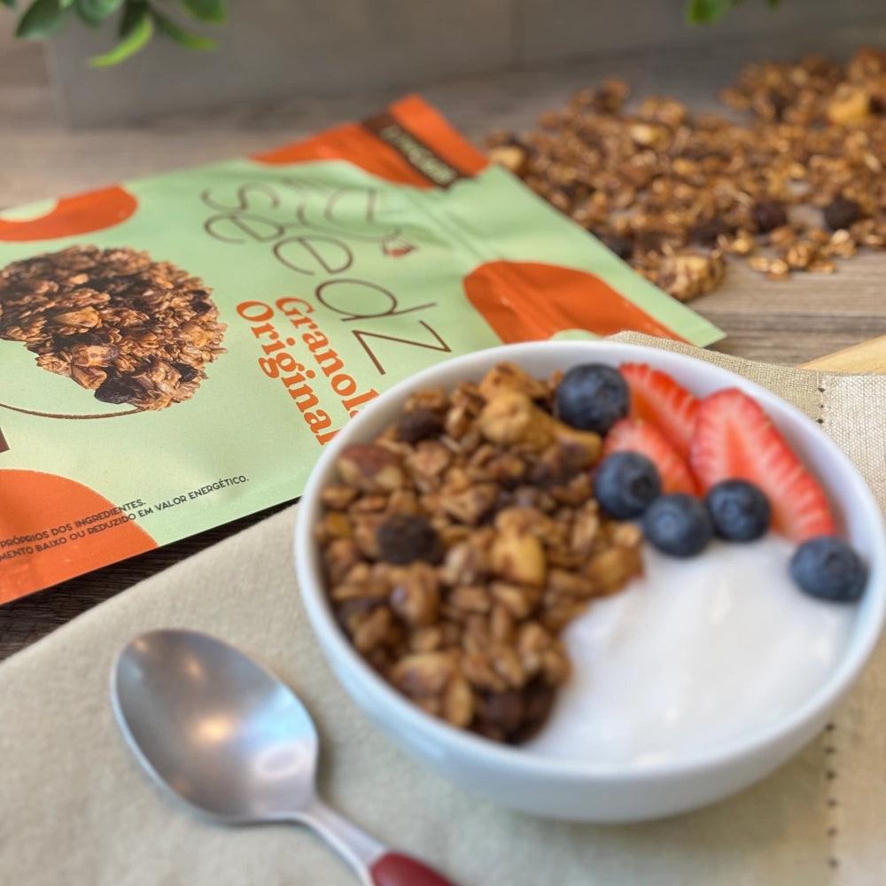 Granola Original seedz servida no café da manhã, sem açúcar adicionado